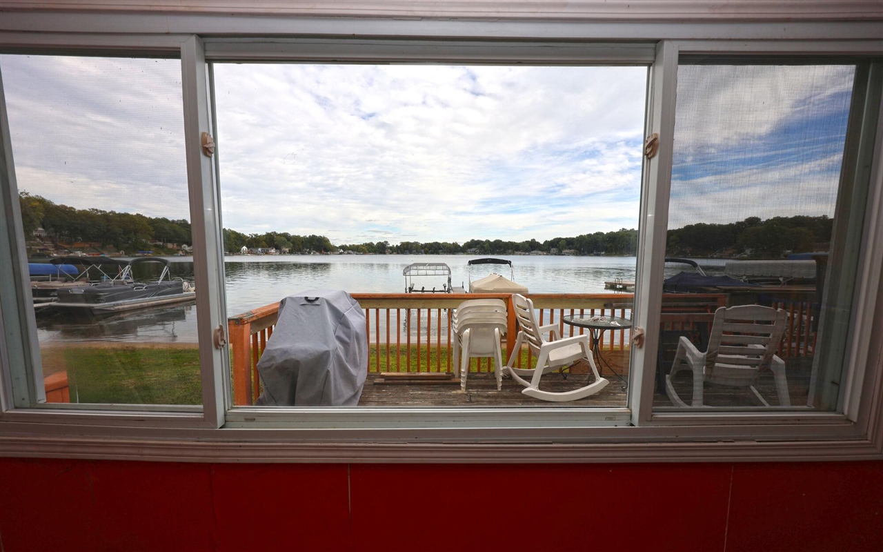 Homes for sale in Dowagiac, MI | 67023 Lakeshore Dr, Dowagiac, MI 49047 | MLS# 70491037