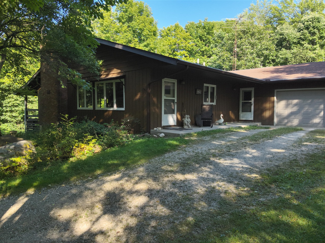 Homes for sale in Manitou Beach, MI | 8788 Parker Hwy, Manitou Beach, MI 49253 | MLS# 70491064