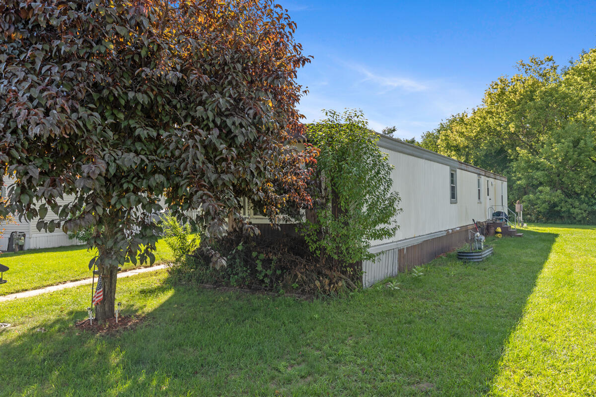 Homes for sale in Sparta, MI | 8779 Country View Dr, Sparta, MI 49345 | MLS# 70491173