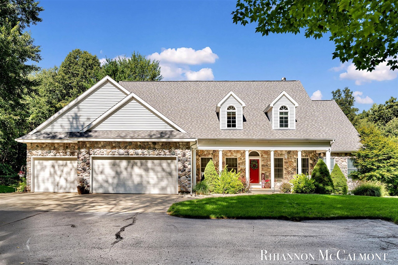 Homes for sale in Rockford, MI | 7775 N Arroyo Vista Dr, Rockford, MI 49341 | MLS# 70491235