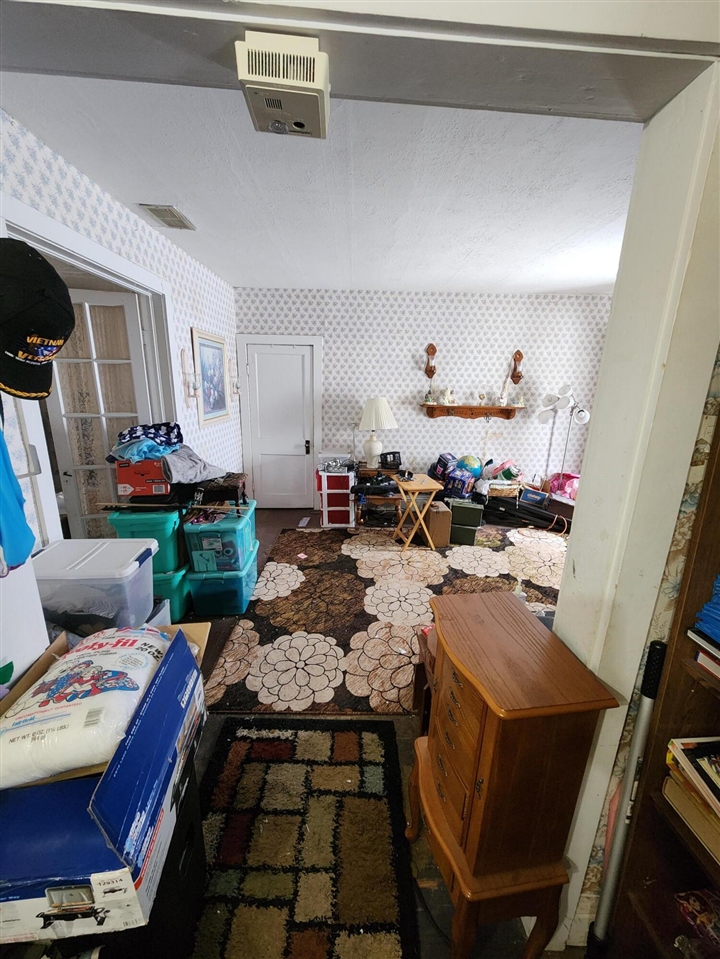 Homes for sale in Manistee, MI | 1514 Main St, Manistee, MI 49660 | MLS# 70491452