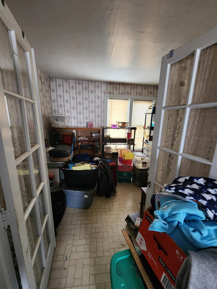 Homes for sale in Manistee, MI | 1514 Main St, Manistee, MI 49660 | MLS# 70491452