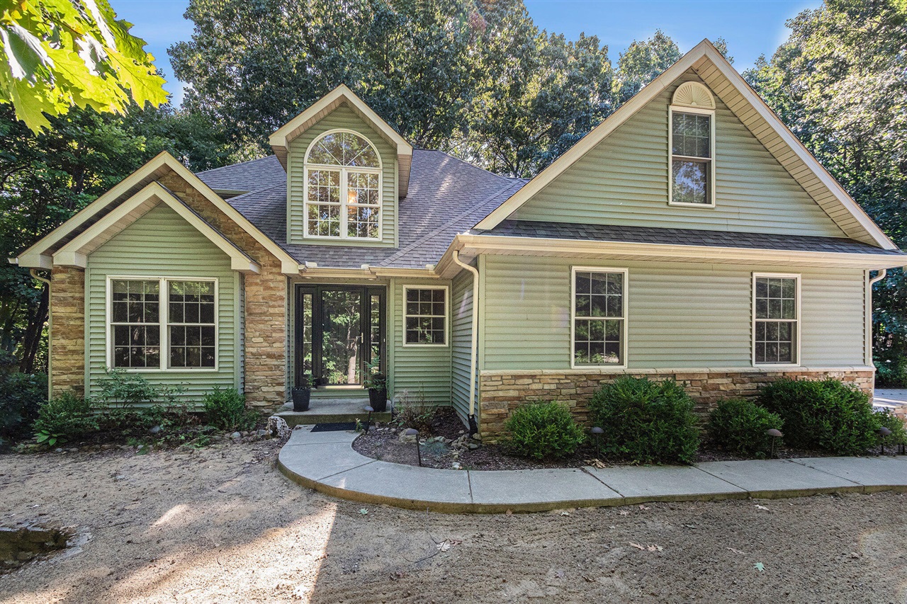 Homes for sale in Stevensville, MI | 5477 Fairview St, Stevensville, MI 49127 | MLS# 70491581