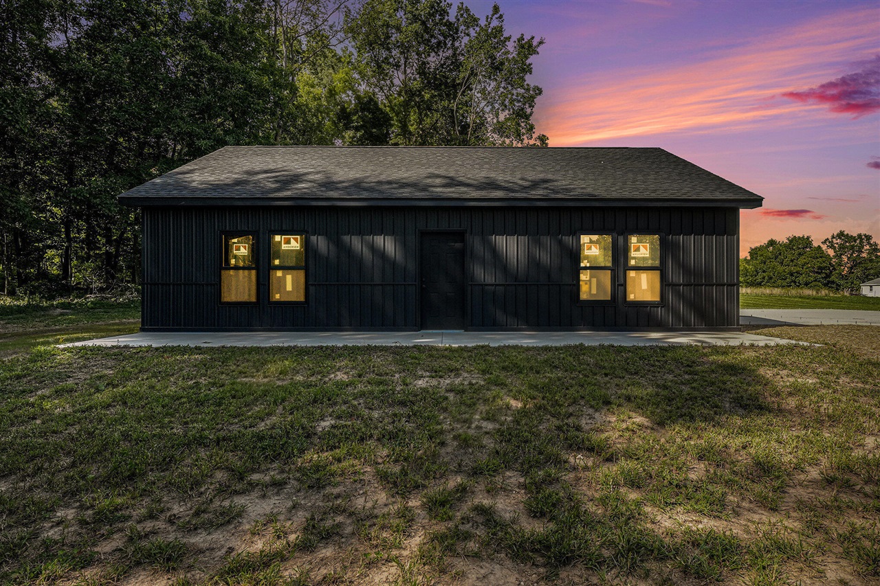 Homes for sale in Ionia, MI | 84 Dildine Rd, Ionia, MI 48846 | MLS# 70491597