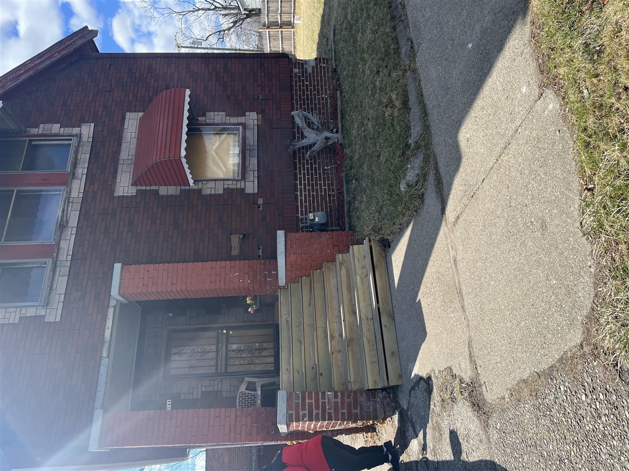 Homes for sale in Detroit, MI | 3741 Rohns St, Detroit, MI 48214 | MLS# 70491924