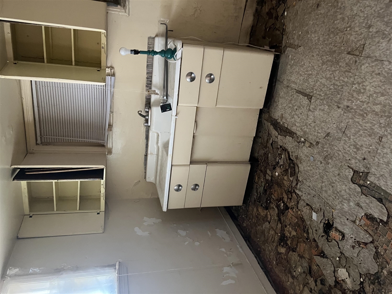 Homes for sale in Detroit, MI | 3741 Rohns St, Detroit, MI 48214 | MLS# 70491924