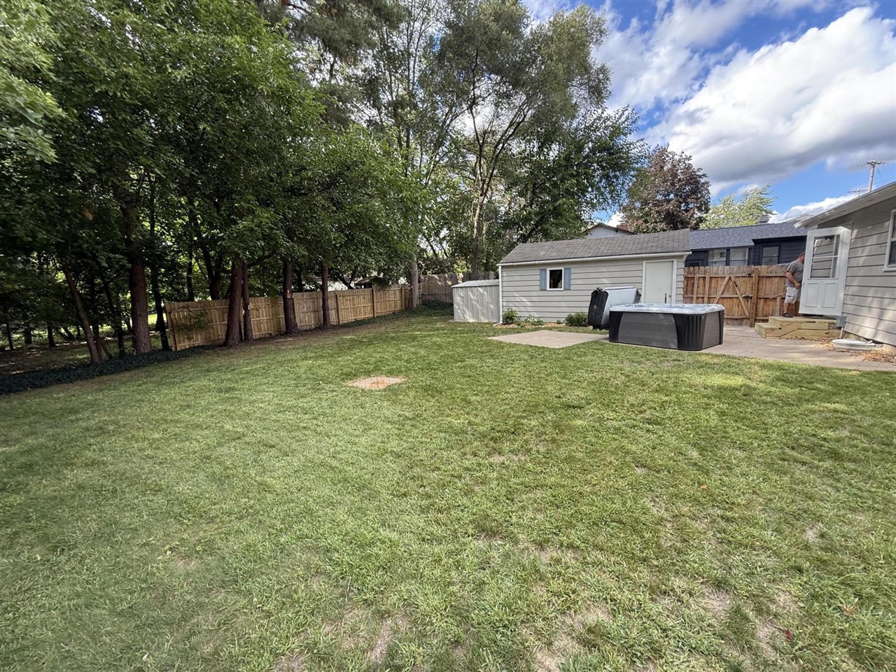 Homes for sale in Kentwood, MI | 5545 Kalamazoo Ave, Kentwood, MI 49508 | MLS# 70492232