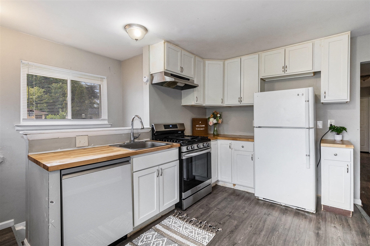 Homes for sale in Inkster, MI | 29978 Carlysle St, Inkster, MI 48141 | MLS# 70492410