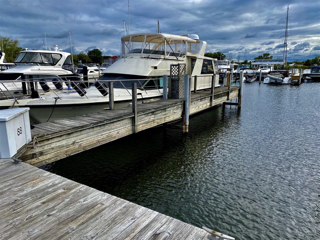 Homes for sale in Montague, MI | 8560 Ellenwood Dr, Montague, MI 49437 | MLS# 70492451