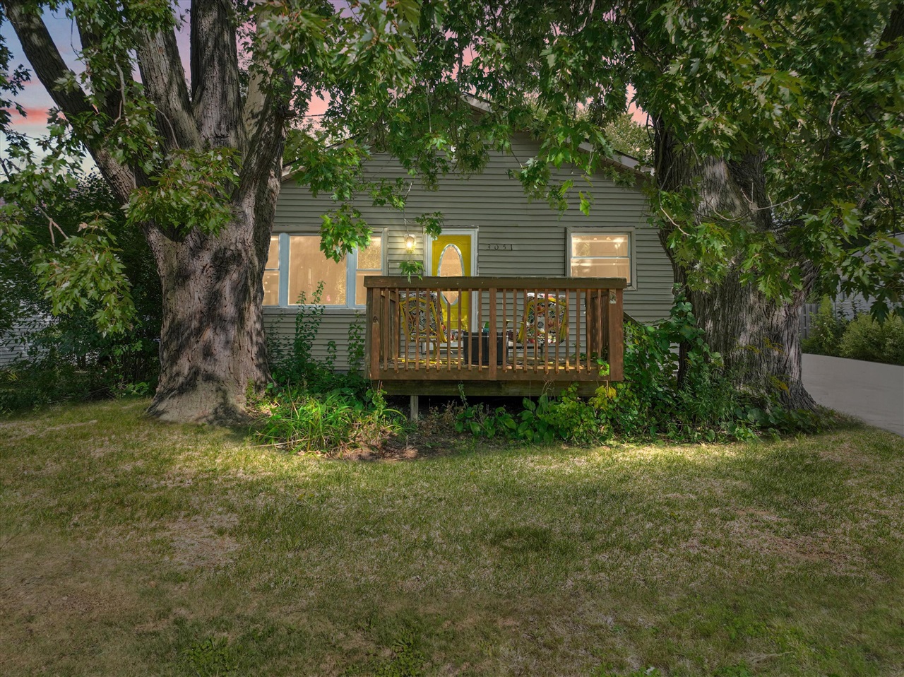 Homes for sale in Rochester Hills, MI | 3051 Eastwood Dr, Rochester Hills, MI 48309 | MLS# 70492474