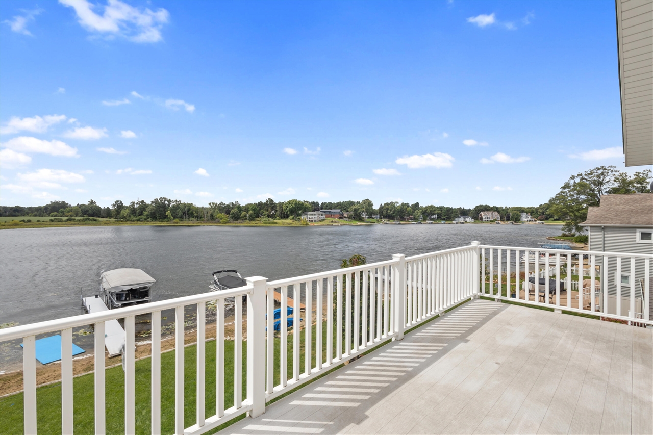 Homes for sale in Mattawan, MI | 1009 Treasure Island Dr, Mattawan, MI 49071 | MLS# 70492477