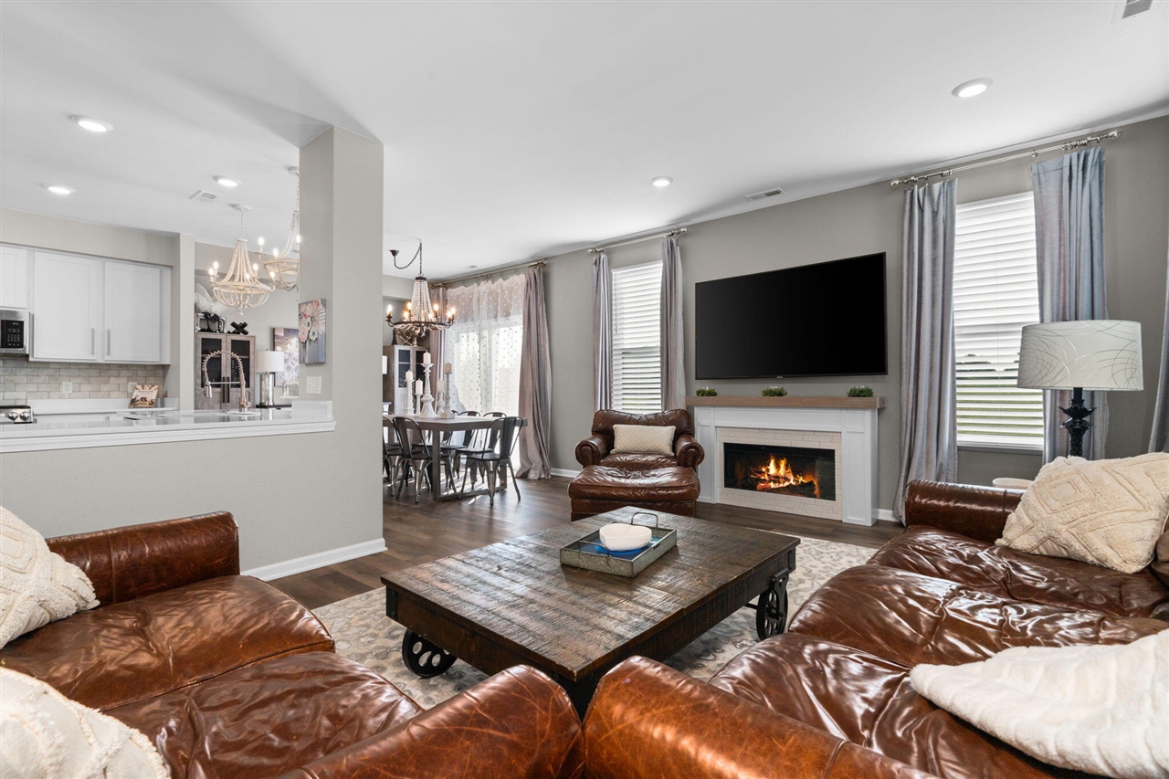 Homes for sale in Saline, MI | 901 Salt Springs Dr, Saline, MI 48176 | MLS# 70492747