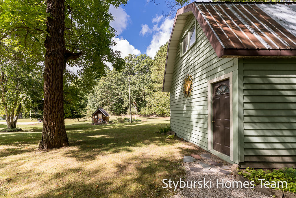 Homes for sale in Walkerville, MI | 226 N 176th Ave, Walkerville, MI 49459 | MLS# 70492769