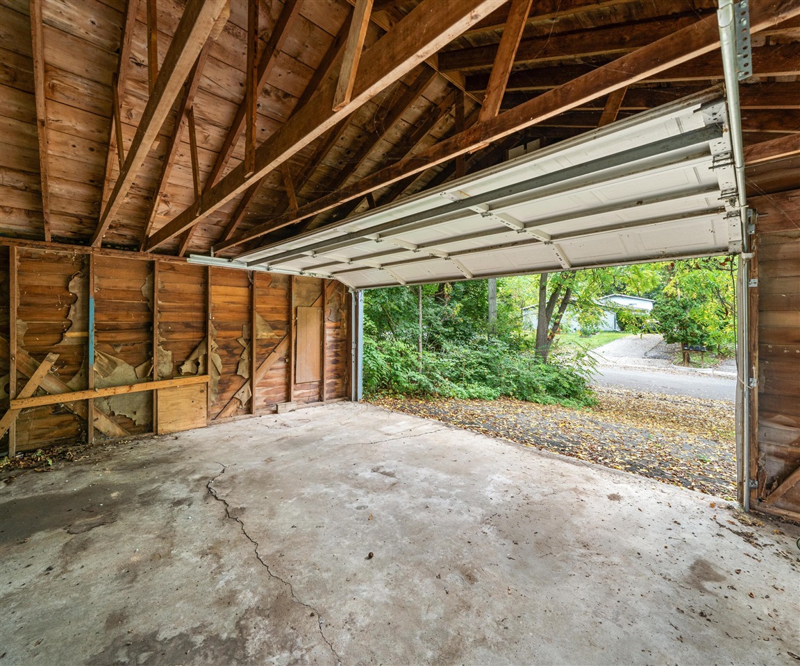 Homes for sale in Ann Arbor, MI | 601 Cressfield Ln, Ann Arbor, MI 48103 | MLS# 70492925