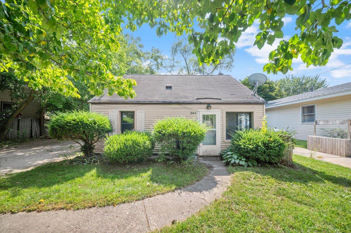 Homes for sale in Wyoming, MI | 344 Abbie Street, Wyoming, MI 49548 | MLS# 70492944