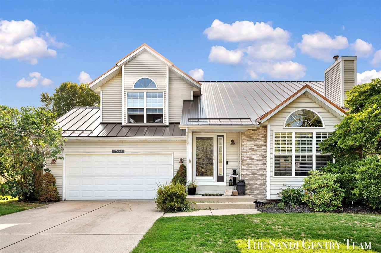 Homes for sale in Byron Center, MI | 7533 Melinda Ct, Byron Center, MI 49315 | MLS# 70492995