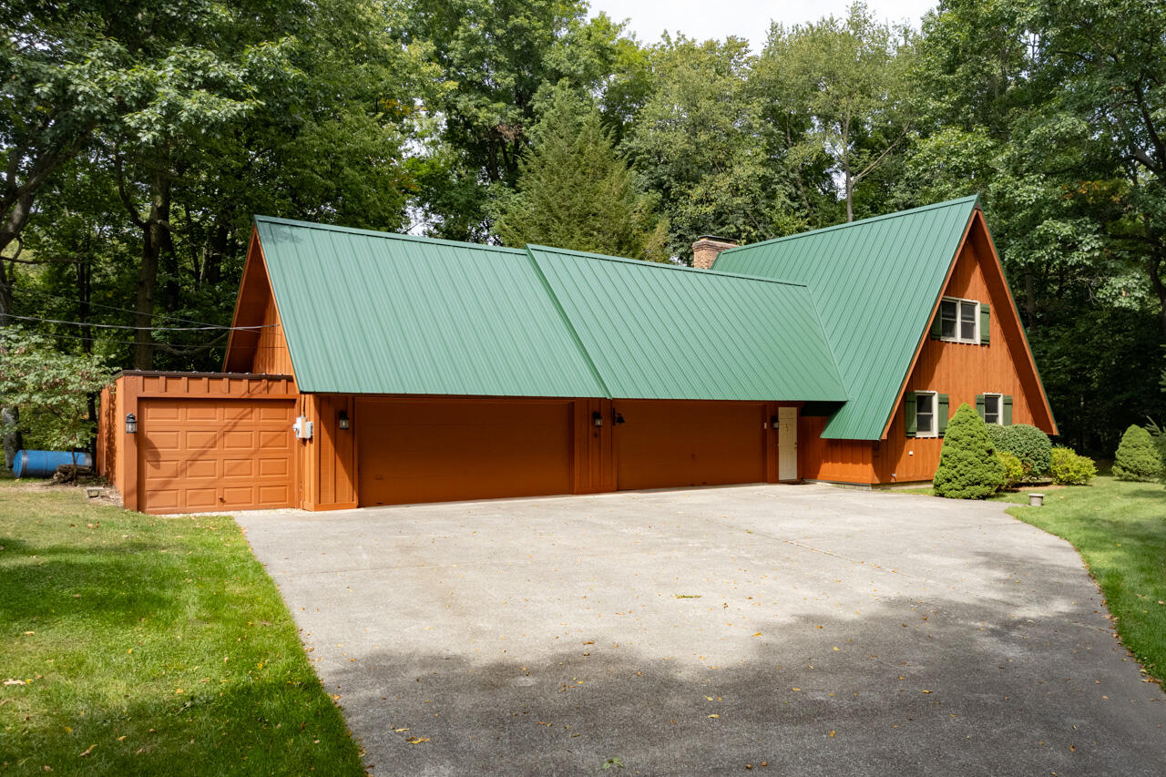 Homes for sale in White Pigeon, MI | 9324 Saint Joe River Rd, White Pigeon, MI 49099 | MLS# 70493515