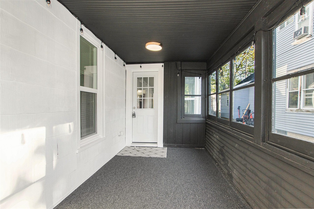 Homes for sale in Holland, MI | 215 W 14Th St, Holland, MI 49423 | MLS# 70493863