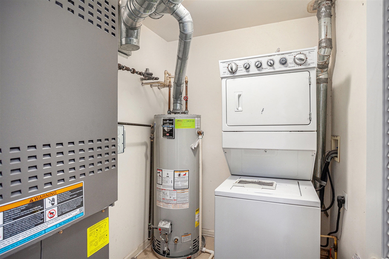 Homes for sale in Troy, MI | 3253 Newbury Pl, Troy, MI 48084 | MLS# 70494050