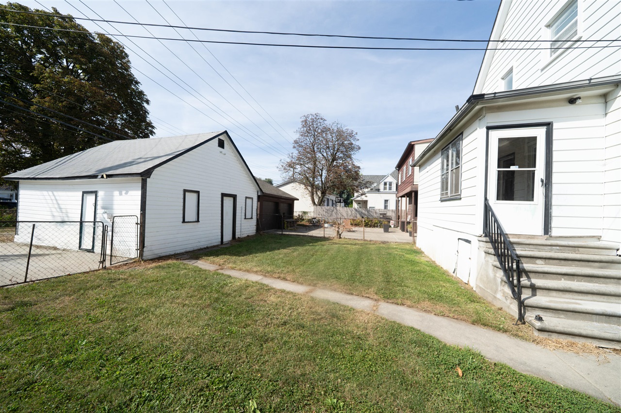 Homes for sale in Wyandotte, MI | 2656 10Th St, Wyandotte, MI 48192 | MLS# 70494057