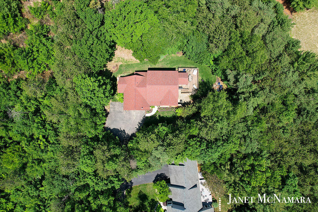 Homes for sale in Holland, MI | 2009 W Lakewood Blvd, Holland, MI 49424 | MLS# 70494107