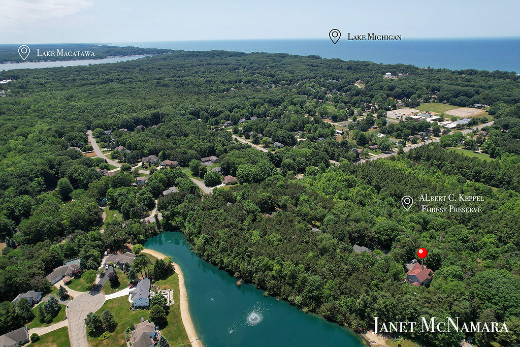 Homes for sale in Holland, MI | 2009 W Lakewood Blvd, Holland, MI 49424 | MLS# 70494107