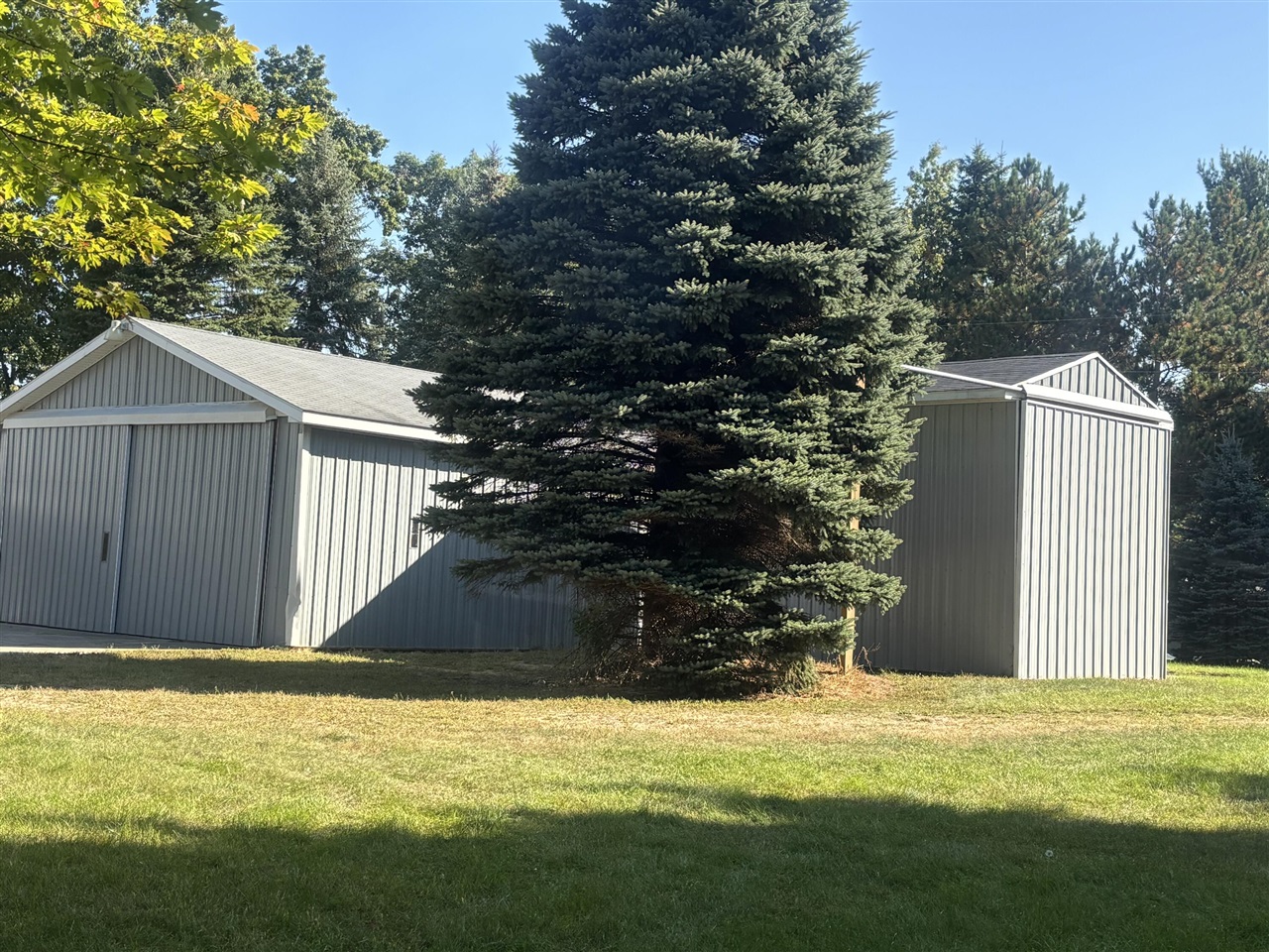 Homes for sale in Lyons, MI | 1170 Somers Rd, Lyons, MI 48851 | MLS# 70494108