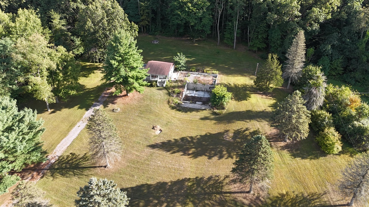 Homes for sale in Grass Lake, MI | 6500 Welch Lake Rd, Grass Lake, MI 49240 | MLS# 70494134