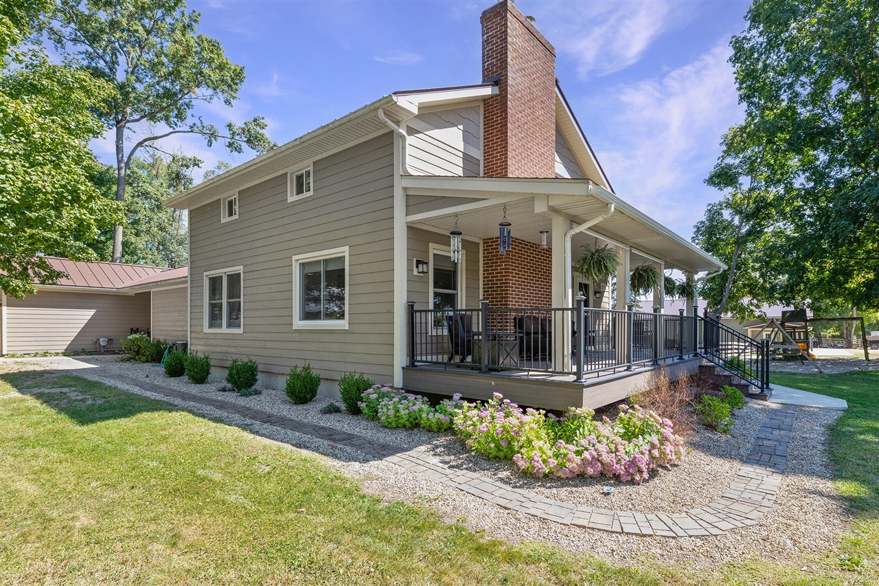 Homes for sale in Constantine, MI | 63779 Youngs Prairie Rd, Constantine, MI 49042 | MLS# 70494137