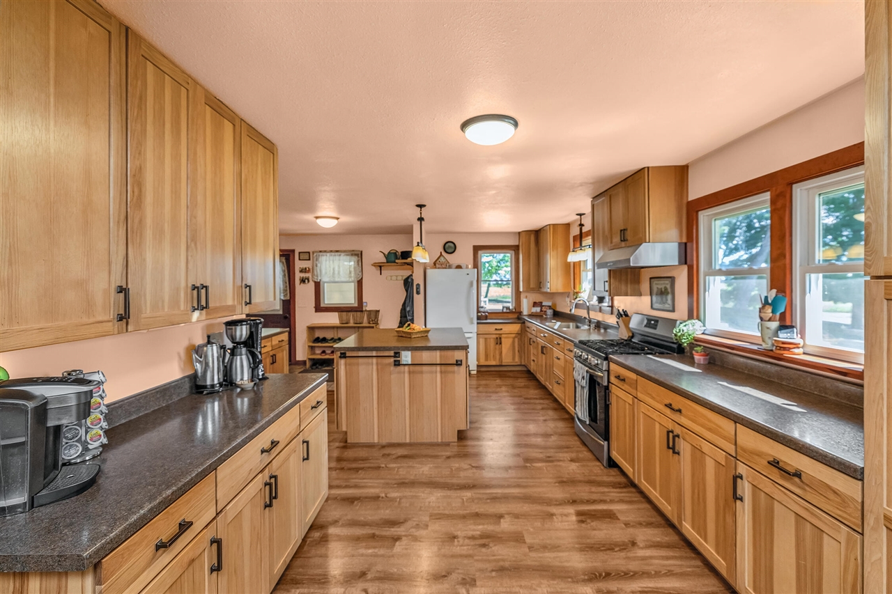 Homes for sale in Constantine, MI | 63779 Youngs Prairie Rd, Constantine, MI 49042 | MLS# 70494137