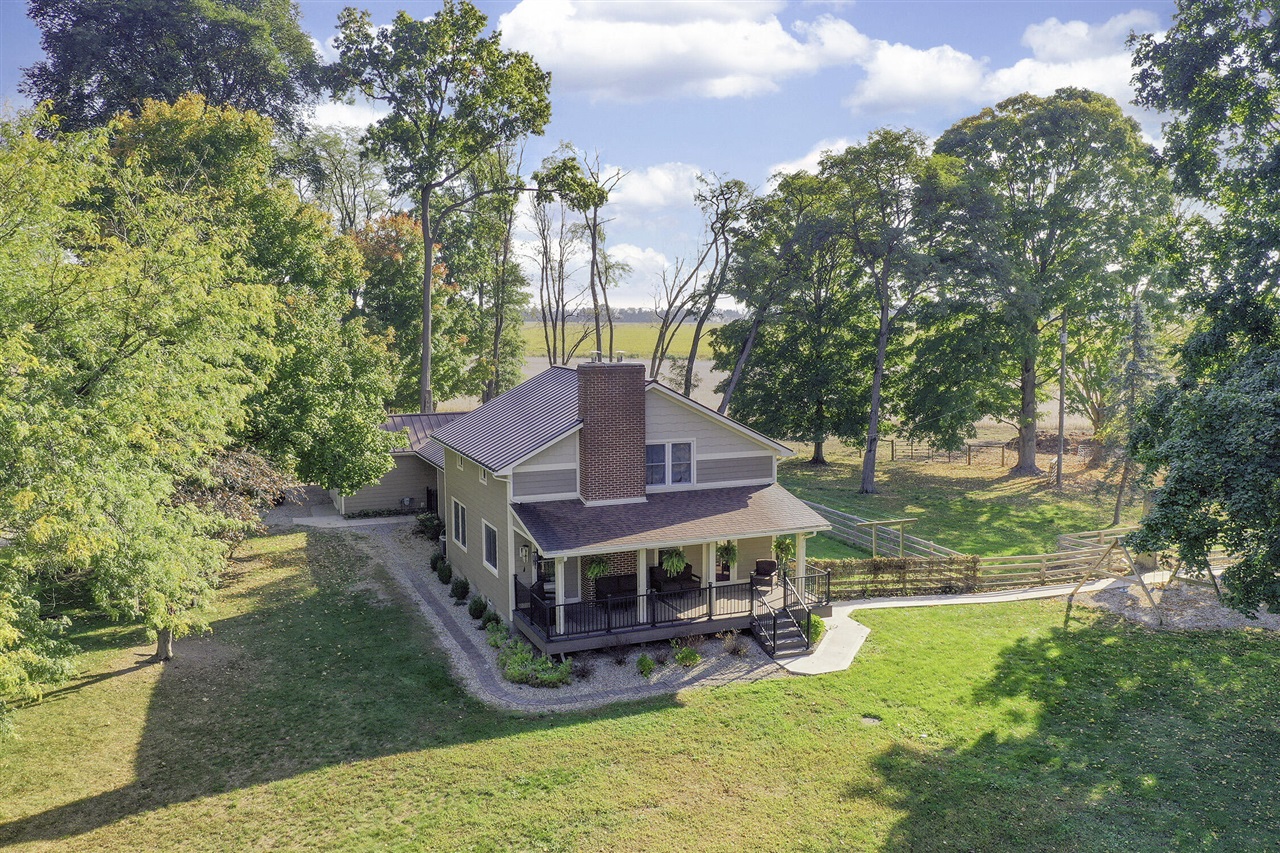 Homes for sale in Constantine, MI | 63779 Youngs Prairie Rd, Constantine, MI 49042 | MLS# 70494137