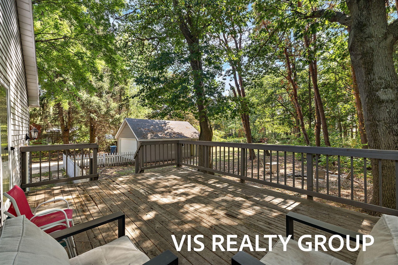 Homes for sale in Spring Lake, MI | 18046 Hickory St, Spring Lake, MI 49456 | MLS# 70494399