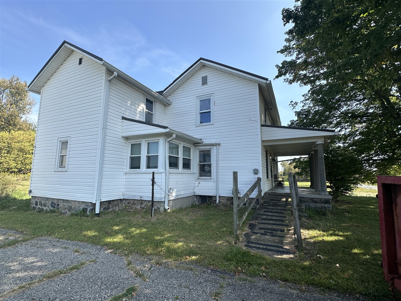 Homes for sale in Eaton Rapids, MI | 5906 W Barnes Rd, Eaton Rapids, MI 48827 | MLS# 70494400