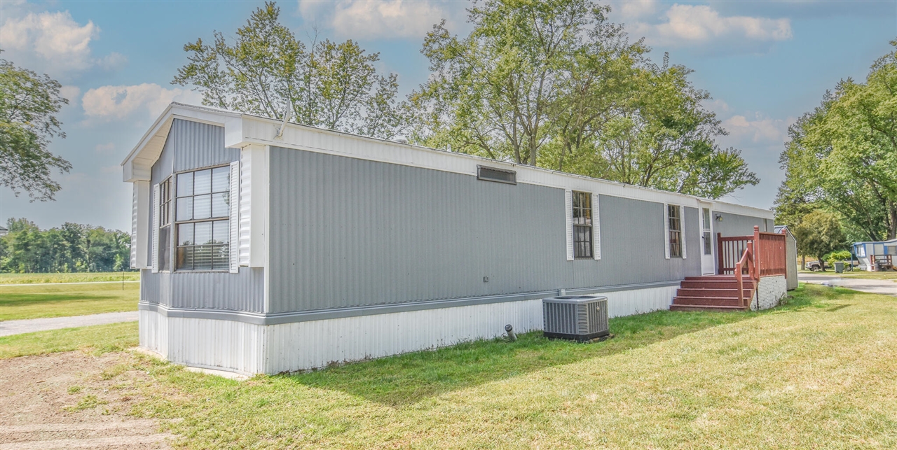 Homes for sale in Coldwater, MI | 732 Cambridge Dr, Coldwater, MI 49036 | MLS# 70494518