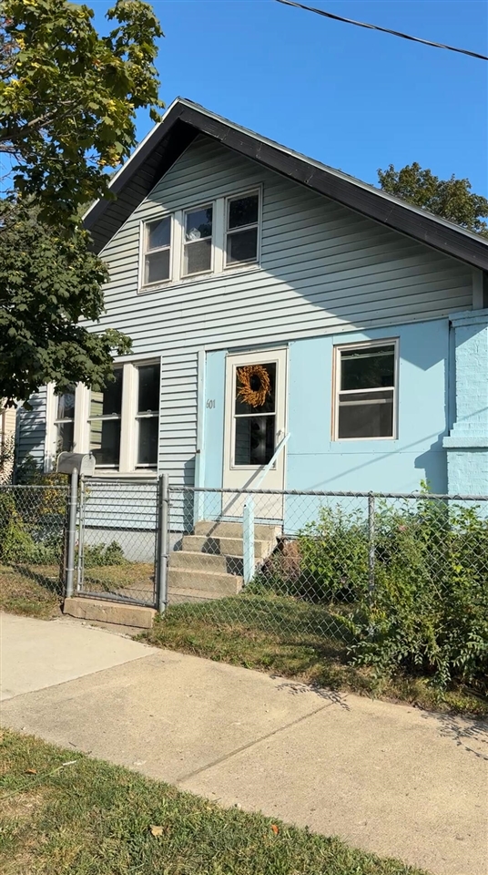 Homes for sale in Grand Rapids, MI | 601 High St, Grand Rapids, MI 49503 | MLS# 70494560