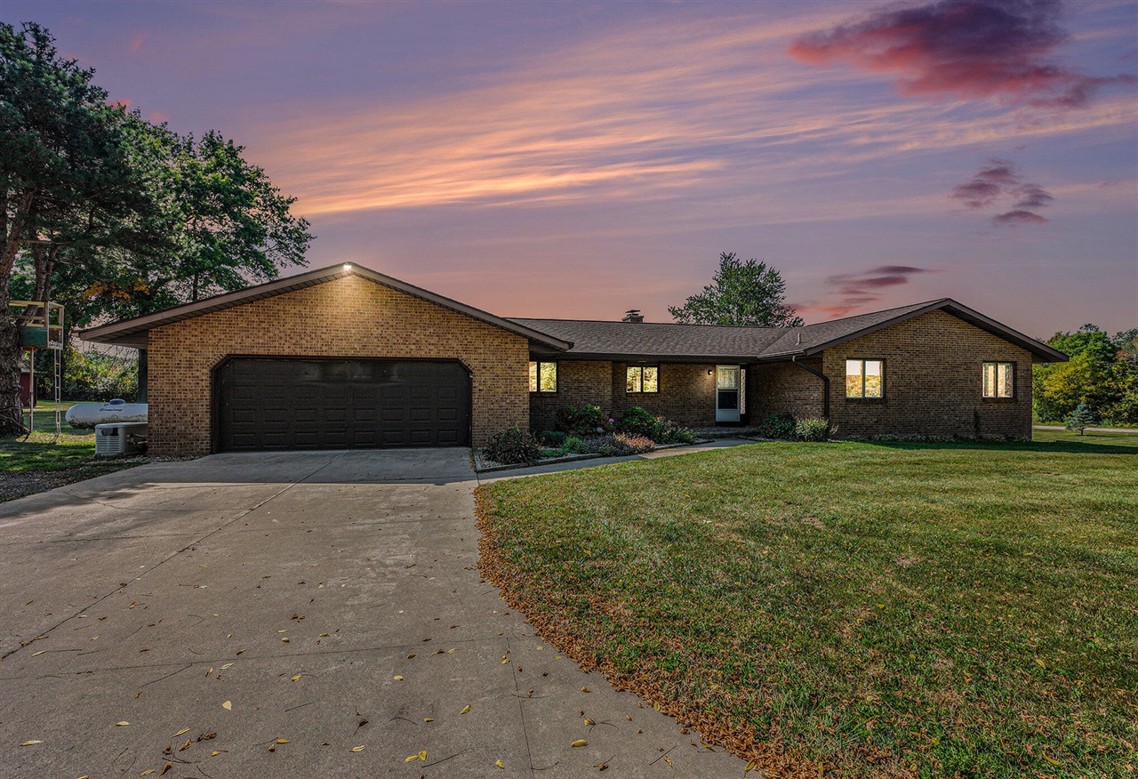 Homes for sale in Gobles, MI | 143 38th St, Gobles, MI 49055 | MLS# 70494630