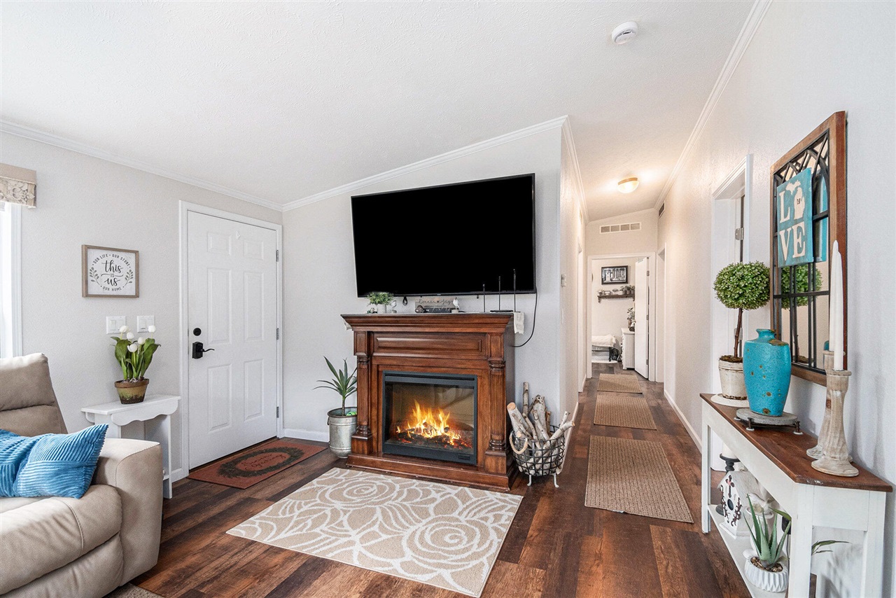 Homes for sale in Prudenville, MI | 128 Maple Bluffs Ave, Prudenville, MI 48651 | MLS# 70494707