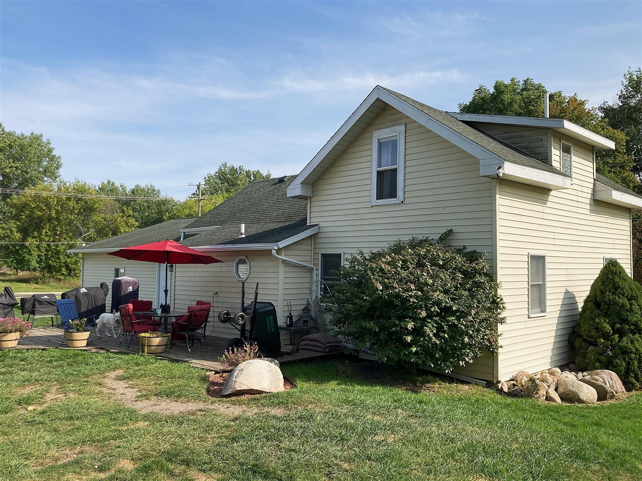 Homes for sale in Edmore, MI | 651 E Forest St, Edmore, MI 48829 | MLS# 70494843