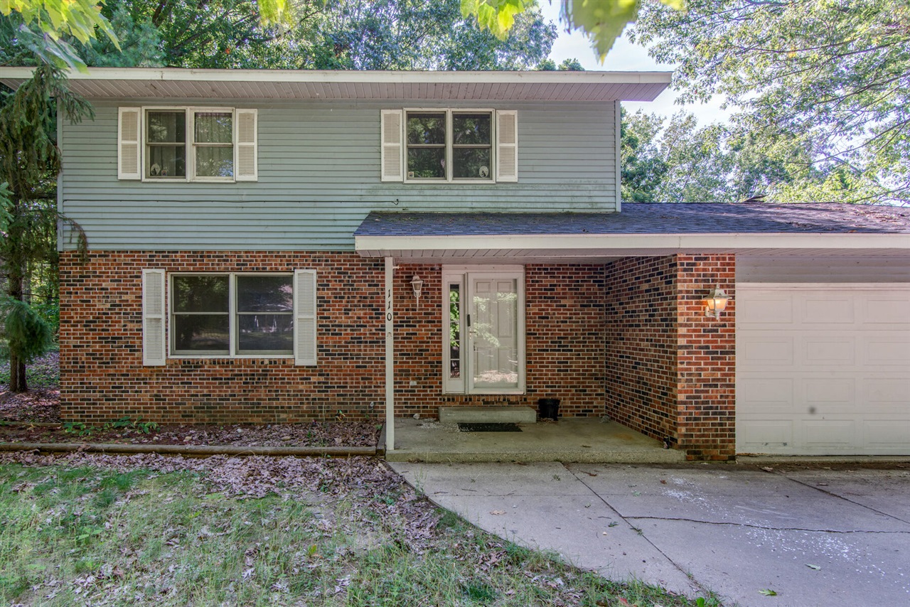 Homes for sale in Roscommon, MI | 110 Carpenter Blvd, Roscommon, MI 48653 | MLS# 70494932