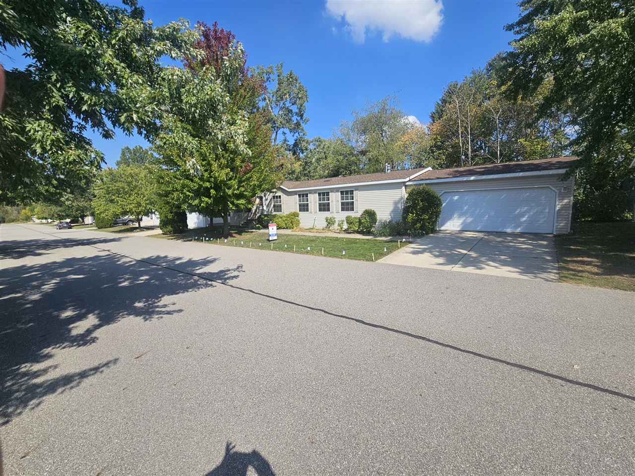 Homes for sale in Hudsonville, MI | 6530 Van Dam Ave, Hudsonville, MI 49426 | MLS# 70494974