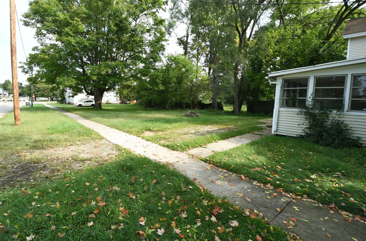 Homes for sale in Paw Paw, MI | 501 Paw Paw, Paw Paw, MI 49079 | MLS# 70494977