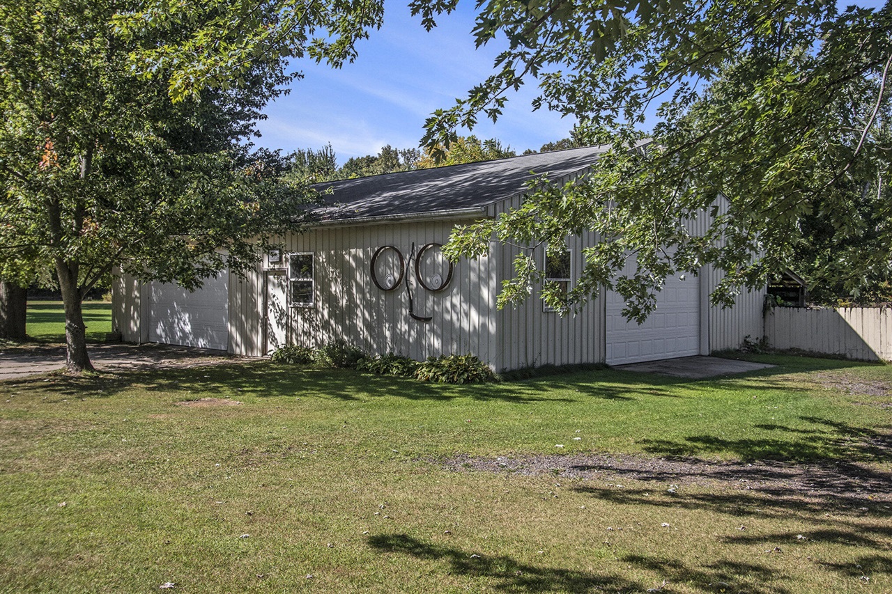 Homes for sale in Bangor, MI | 52466 28th Ave, Bangor, MI 49013 | MLS# 70495050