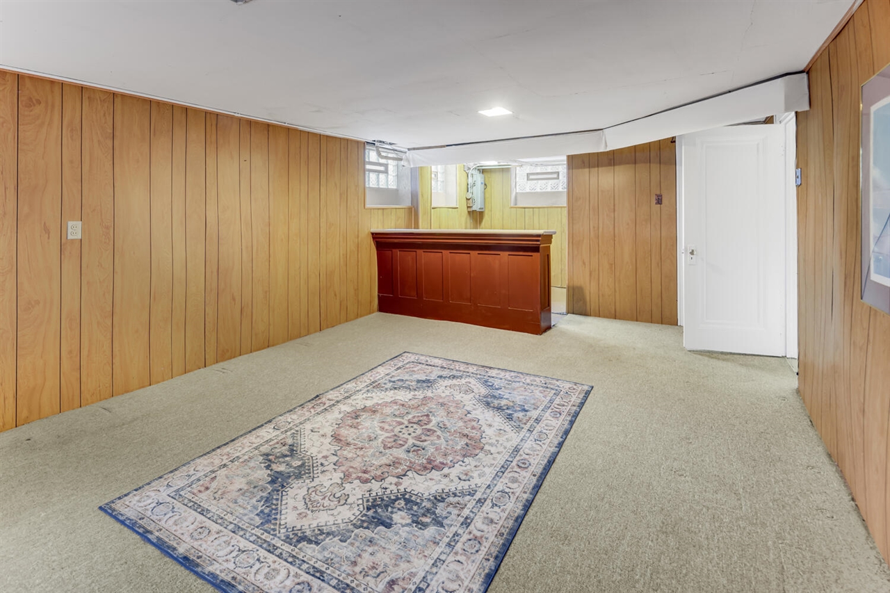 Homes for sale in Detroit, MI | 219 Lakewood St, Detroit, MI 48215 | MLS# 70495159