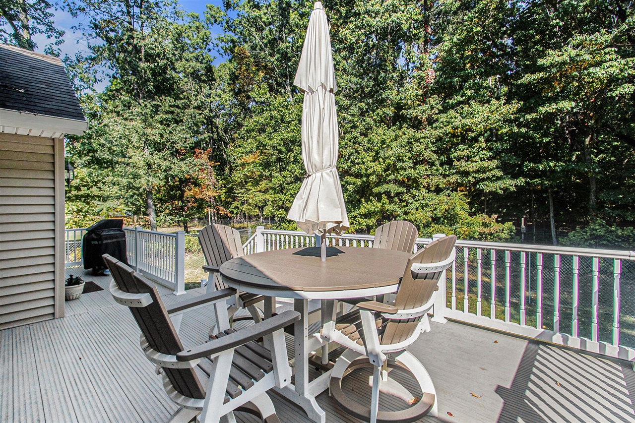 Homes for sale in Gobles, MI | 32282 Pinedale Ln, Gobles, MI 49055 | MLS# 70495166