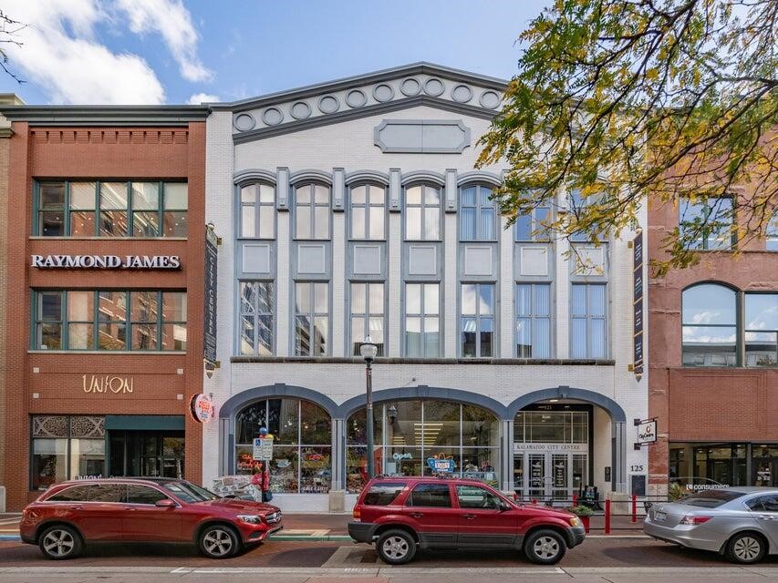 Homes for sale in Kalamazoo, MI | 125 S Kalamazoo Mall #508, Kalamazoo, MI 49007 | MLS# 70495175
