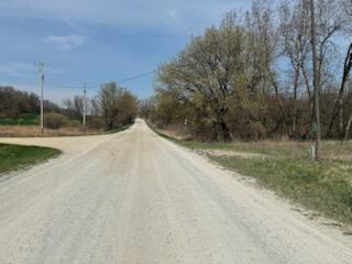 Homes for sale in Sheridan, MI | 5019 S Townhall Rd, Sheridan, MI 48884 | MLS# 70495215