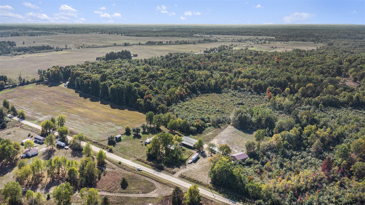 Homes for sale in Harrison, MI | 1215 Bear Ave, Harrison, MI 48625 | MLS# 70495359