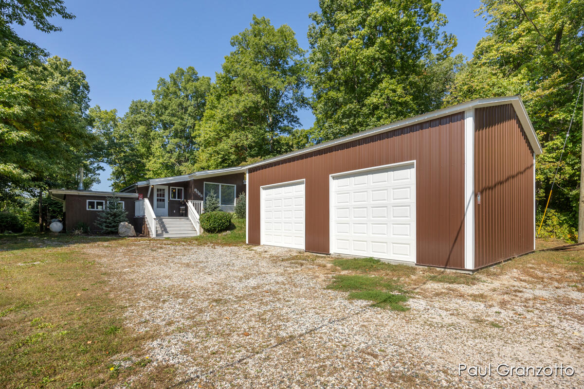 Homes for sale in Greenville, MI | 9065 Lincoln Lake Rd, Greenville, MI 48838 | MLS# 70495384