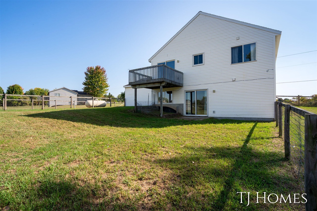 Homes for sale in Rockford, MI | 10525 Edgerton Ave, Rockford, MI 49341 | MLS# 70495540