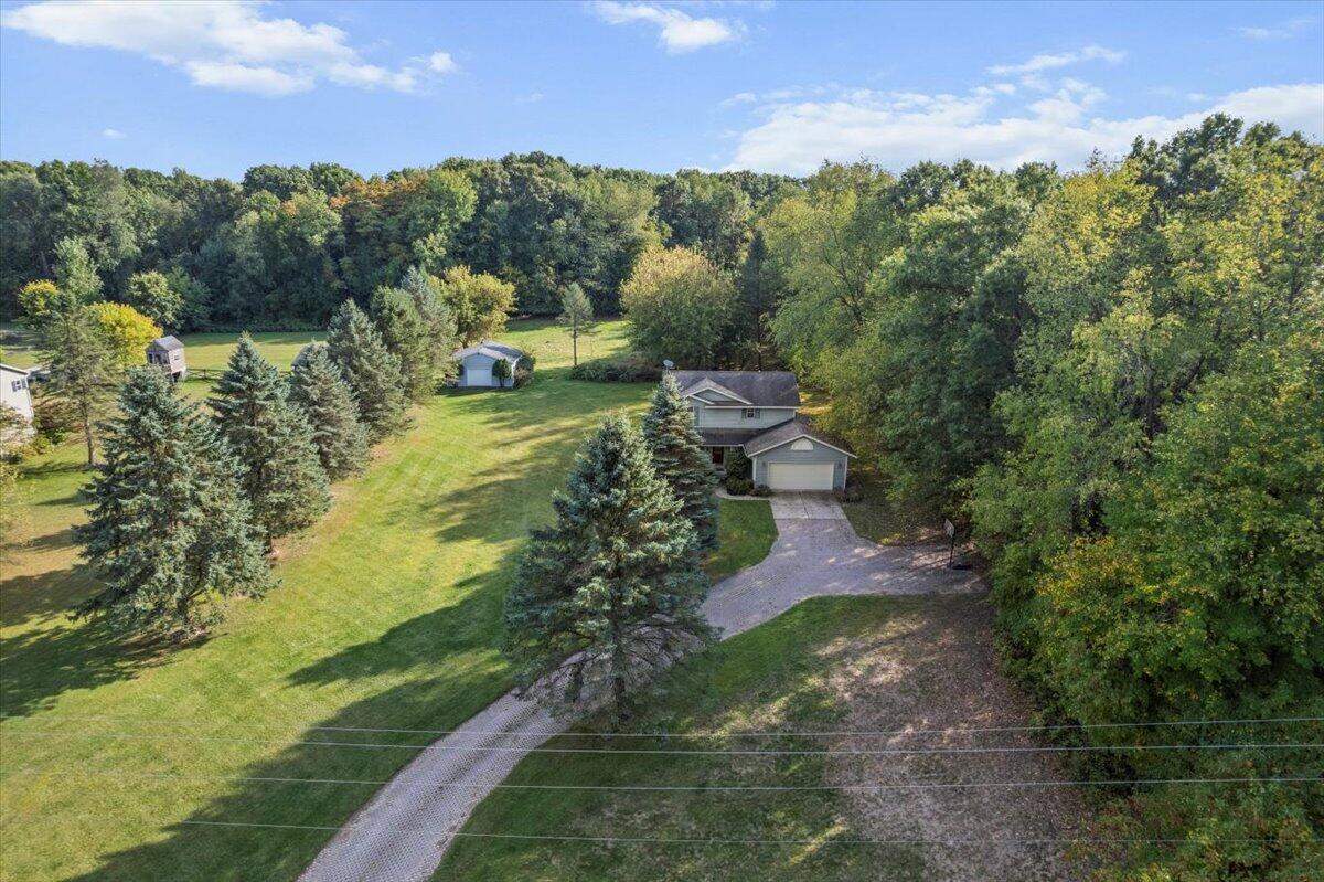 Homes for sale in Saranac, MI | 8965 Peck Lake Rd, Saranac, MI 48881 | MLS# 70495588